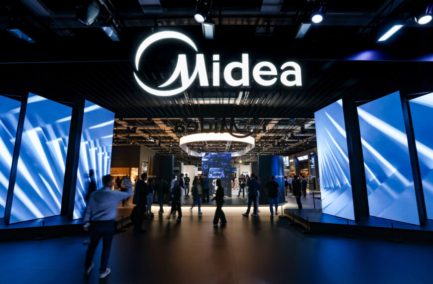 掌控您的家：美的在IFA 2025展示突...