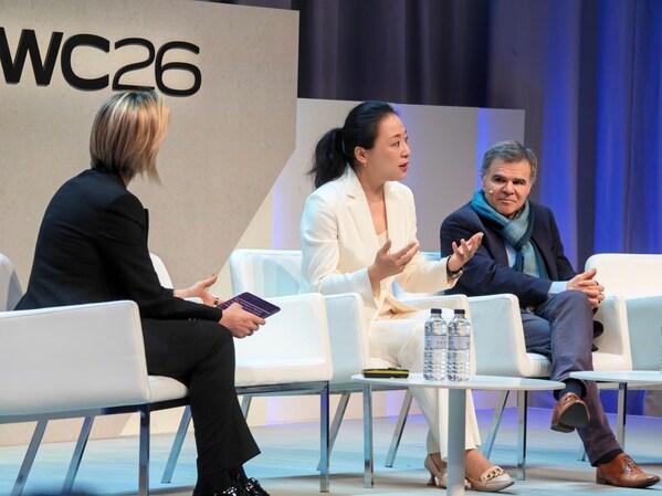 榮耀呼吁推動AHI理念下的開放生態合作,AI終端迎來新機遇