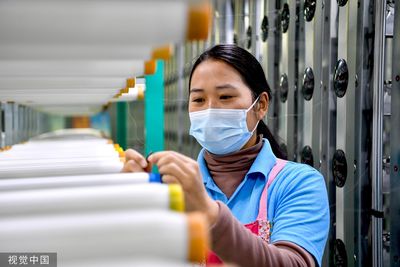 建立加班費追溯5年機制 陸人大代表建議:標準工時縮短至7小時