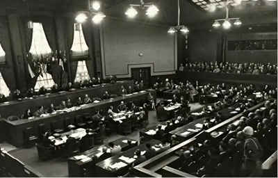 東京審判80周年！我法官梅汝璈力爭日7甲級戰犯絞刑　溥儀出庭作證​