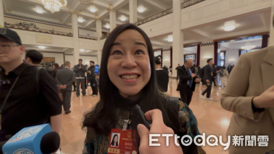 影／讚館長「功德無量」　淩友詩邀訪香港：我們都被誤會​