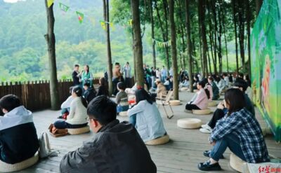 「發呆大賽」纏鬥7小時　7女「分不出勝負」共同奪冠​